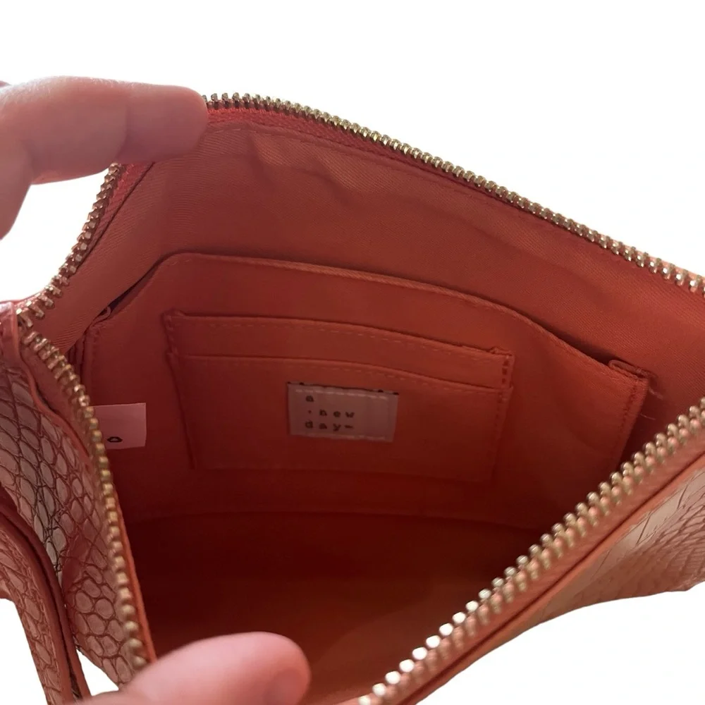 A New Day Women's Coral Pink Alligator Printed Large Wristlet Zip‎ Pouch